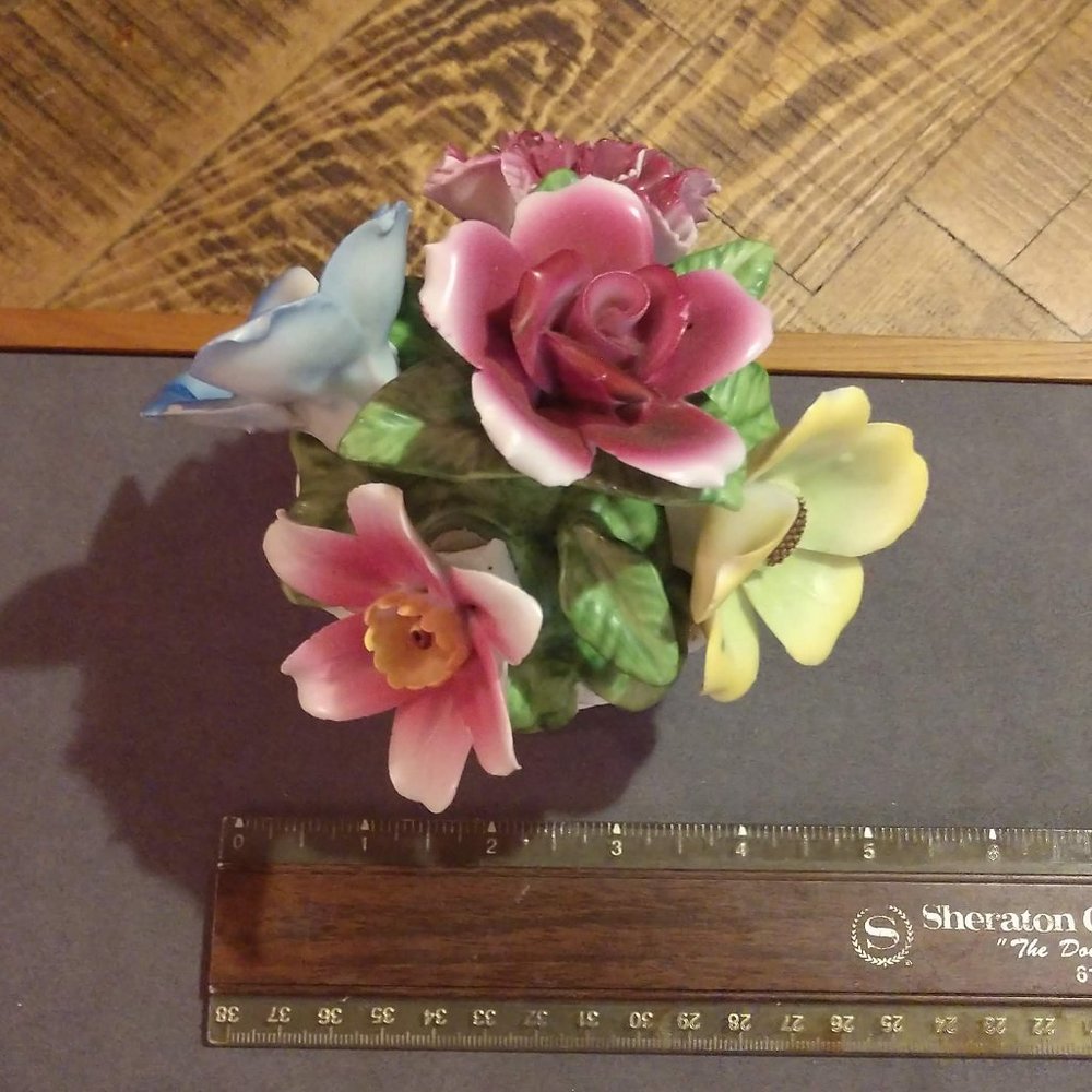 Flower Vase - Picture 8 of 8
